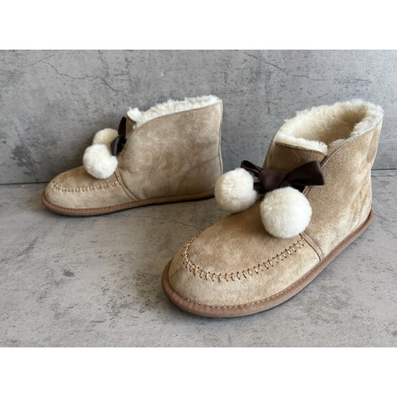 UGG Kallen Brown Chestnut Suede Pom Pom Bow Leather Slippers Women’s 8 WARM - Picture 2 of 7